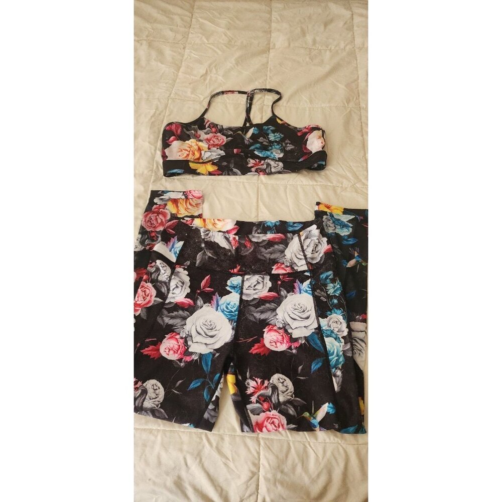 Women’s Floral Print Black Leggings and Sports Bra Set